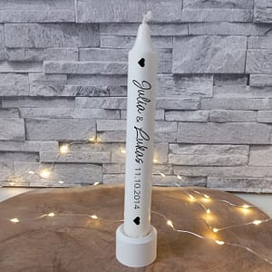 Kerze Hochzeit MOCKUP-EINE-STEHENDE-KERZE